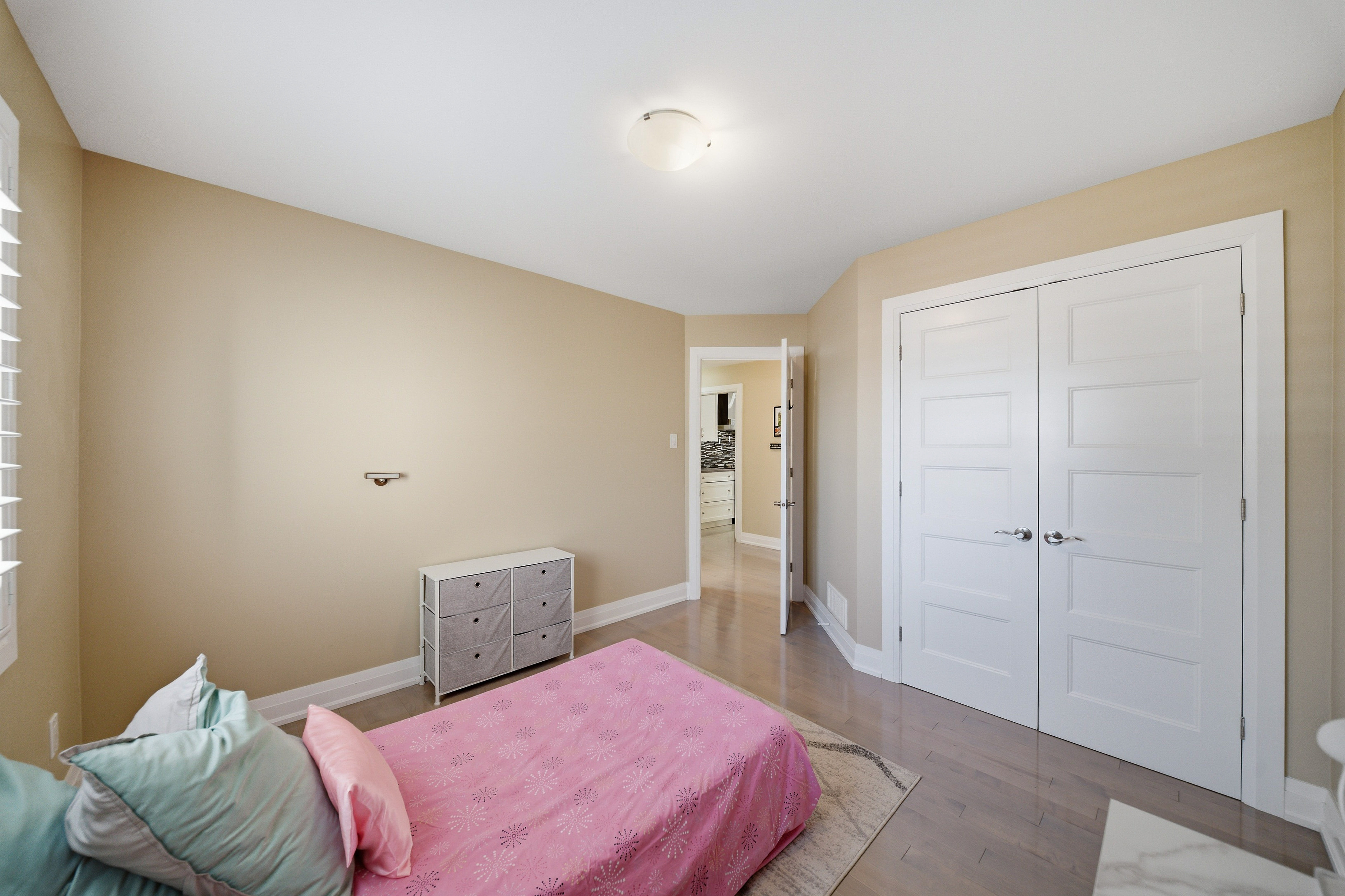 Property photo 28